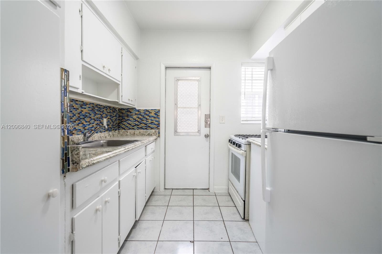RITZ ROYAL PALM II CONDO · #11 in Miami Beach - Photo 8