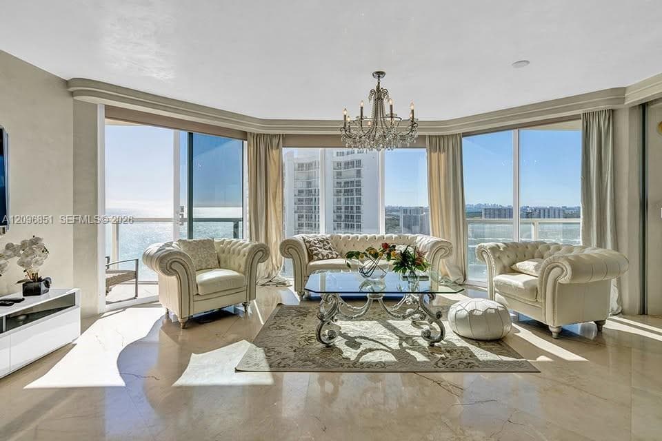 La Perla · #2508 in Sunny Isles Beach - Photo 2