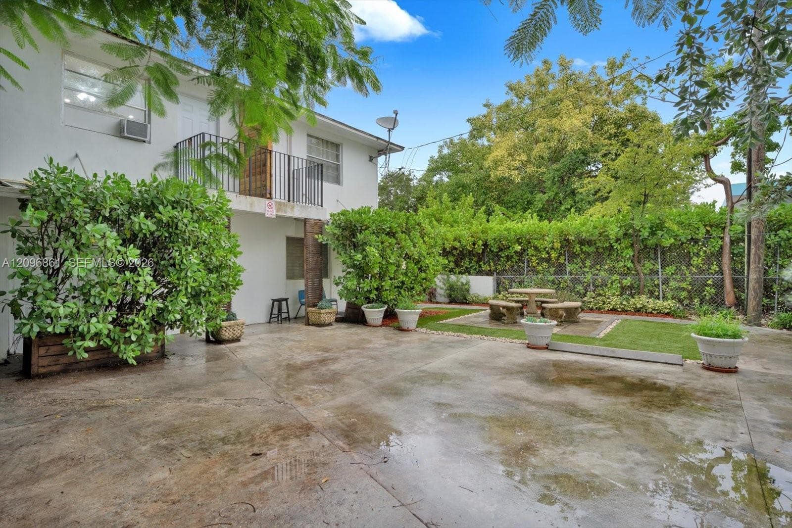 NORTH GATE · #2 in Miami - Photo 2
