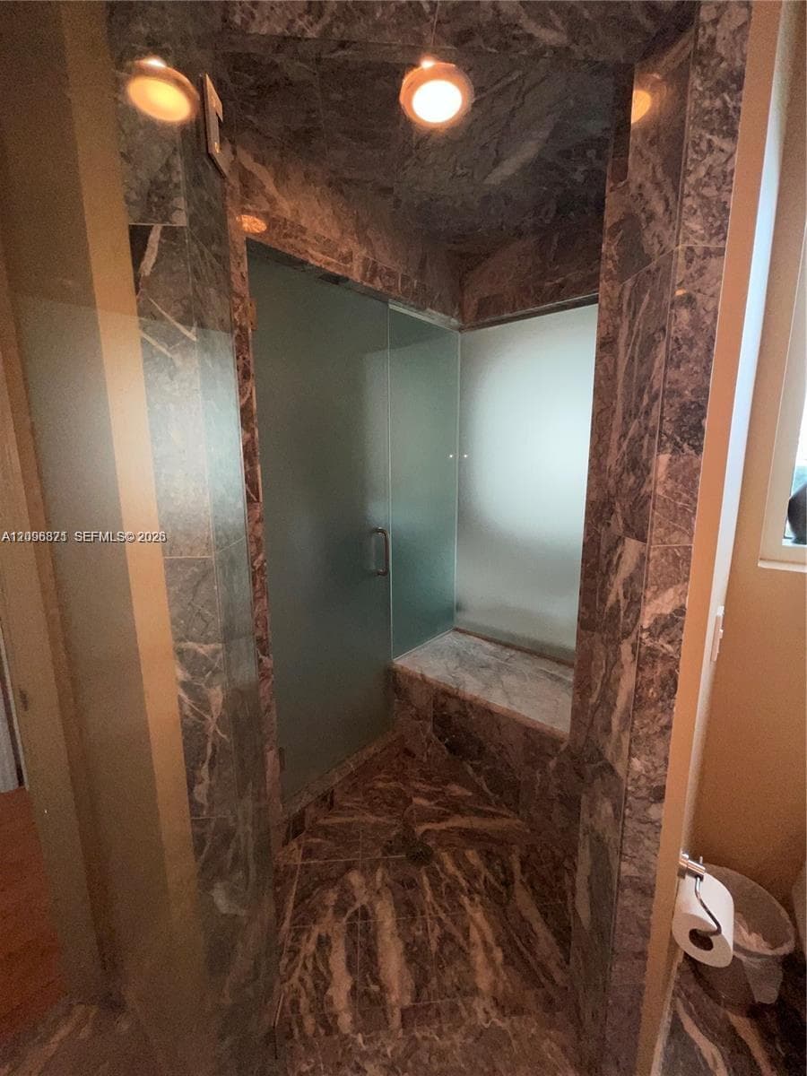 Turnberry Ocean Colony · #1701 in Sunny Isles Beach - Photo 17