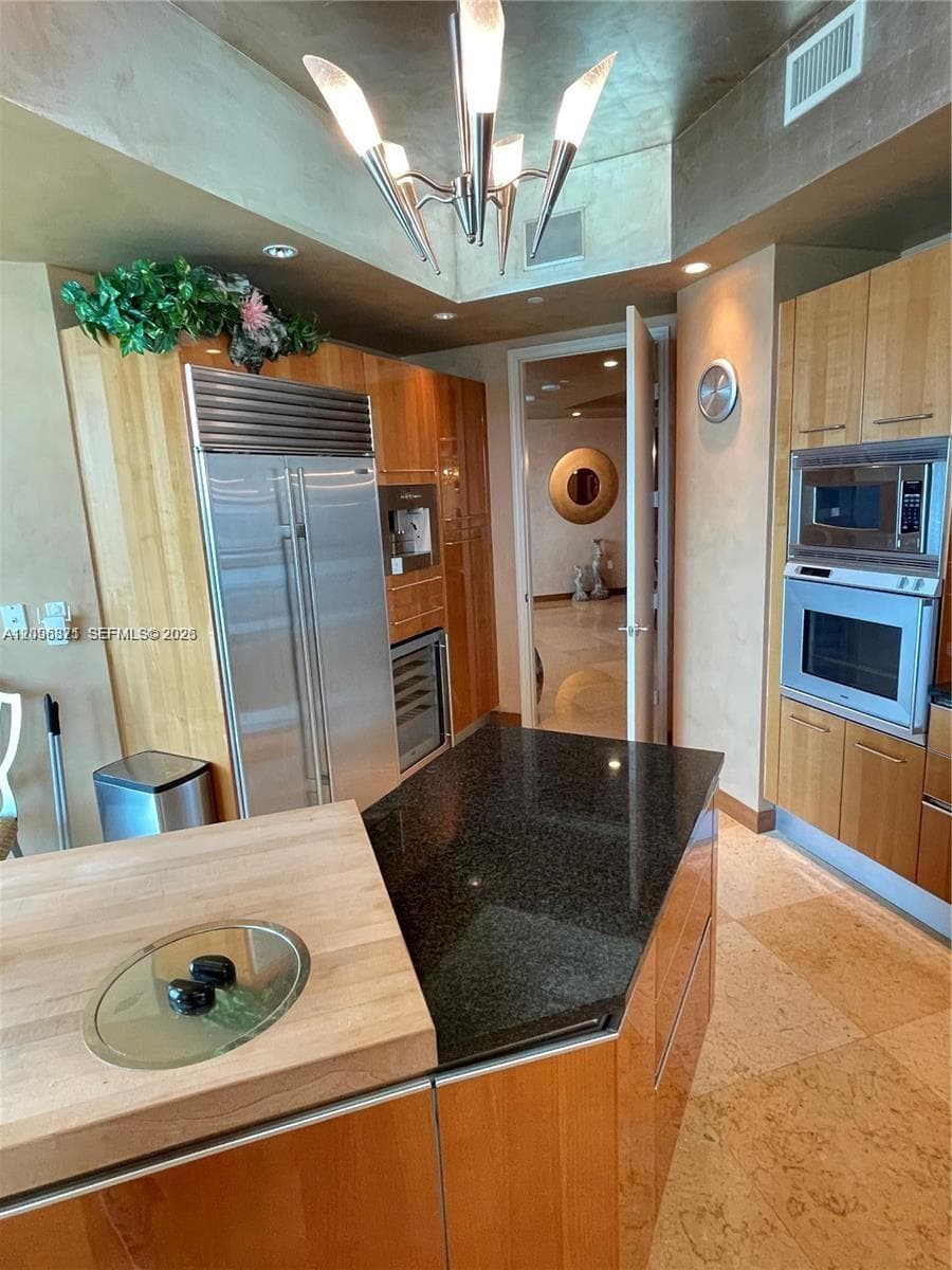 Turnberry Ocean Colony · #1701 in Sunny Isles Beach - Photo 12