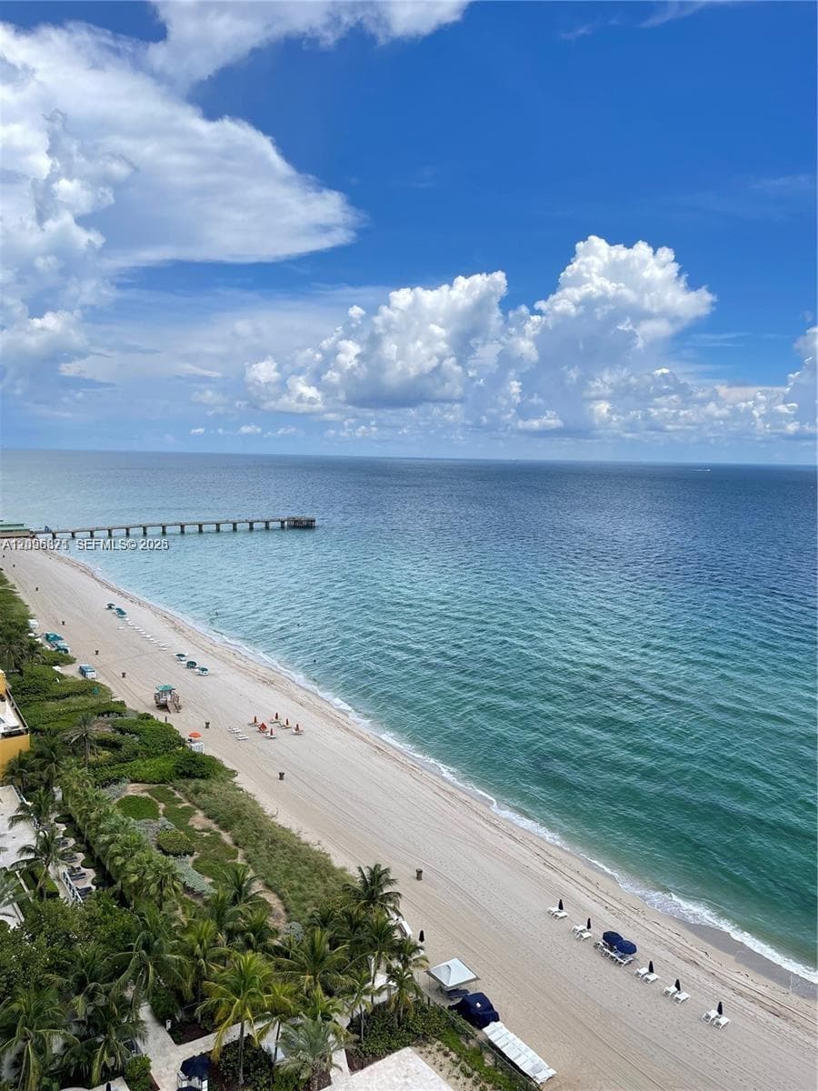 Turnberry Ocean Colony · #1701 in Sunny Isles Beach - Photo 28