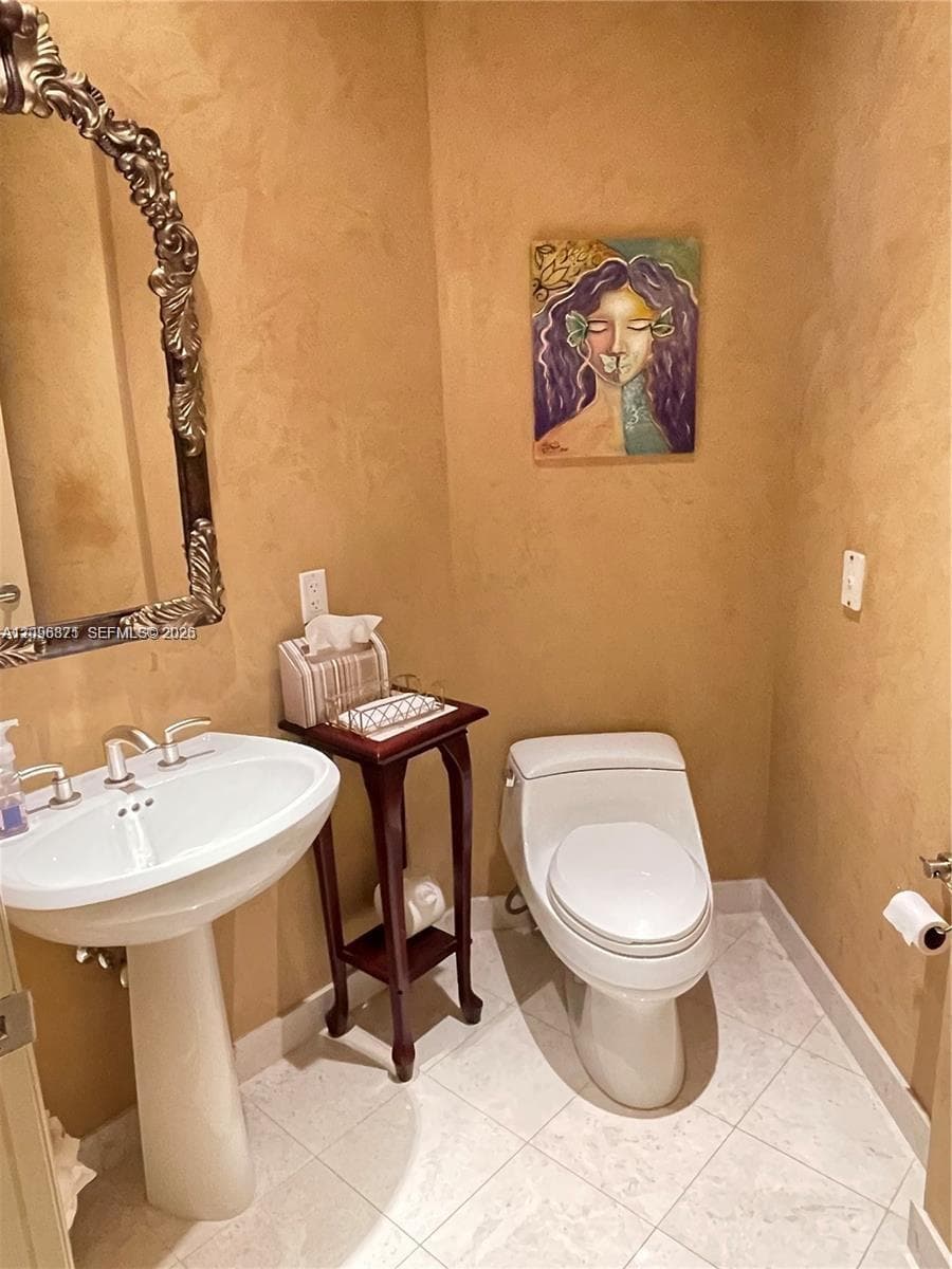 Turnberry Ocean Colony · #1701 in Sunny Isles Beach - Photo 38