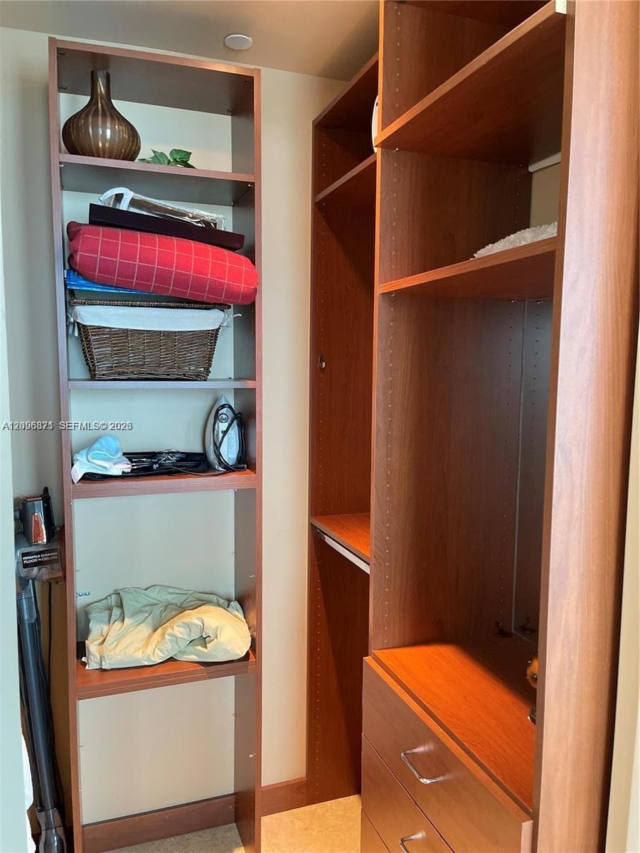 Turnberry Ocean Colony · #1701 in Sunny Isles Beach - Photo 31