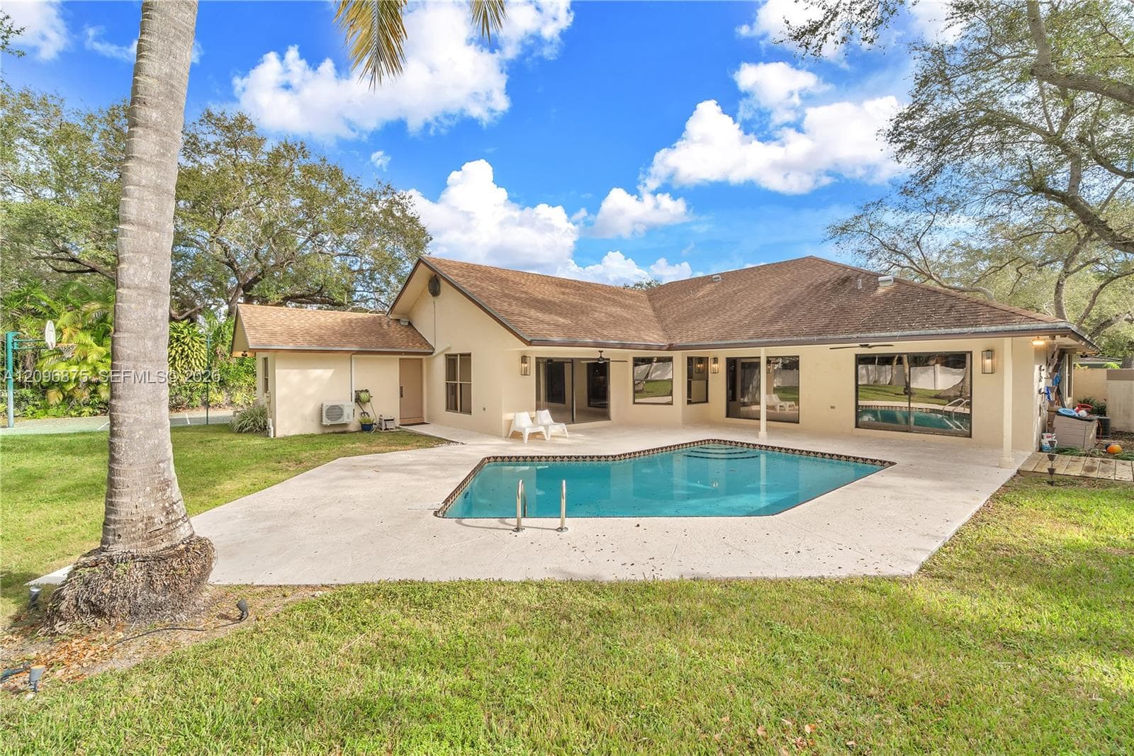 10330 SW 58th Ct photo 6