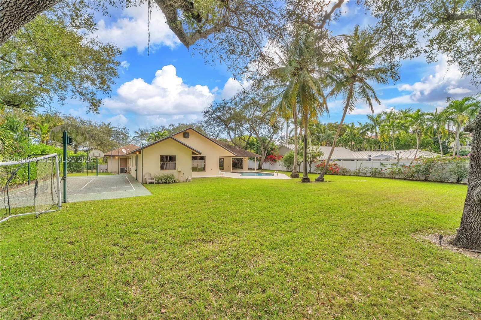 10330 SW 58th Ct photo 4