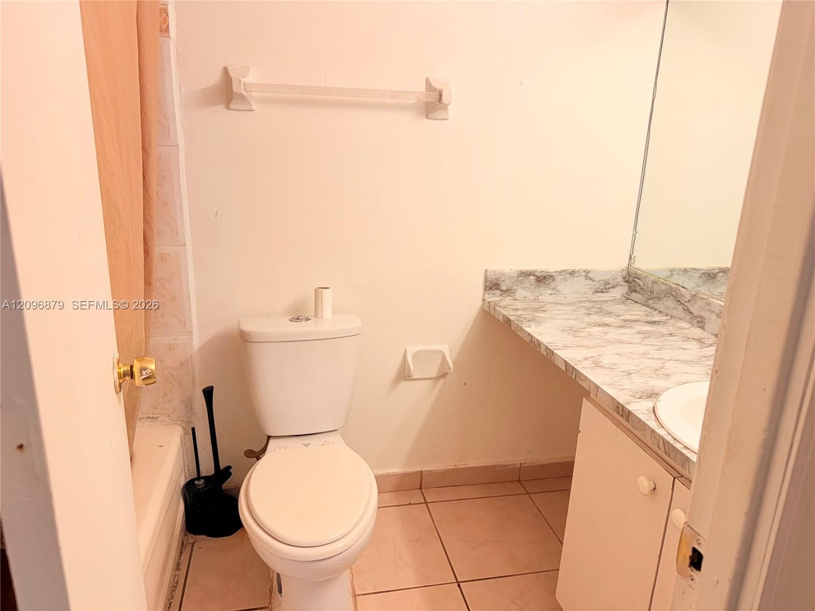 LAS ESTRELLAS CONDO · #320 in Hialeah - Photo 17