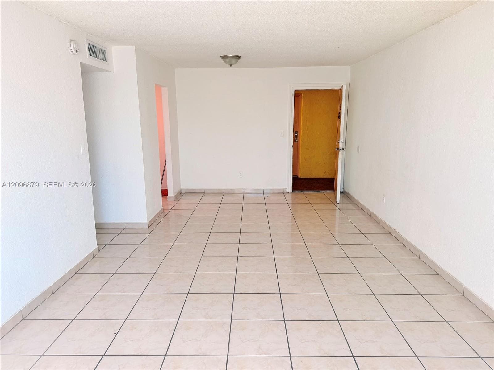 LAS ESTRELLAS CONDO · #320 in Hialeah - Photo 11
