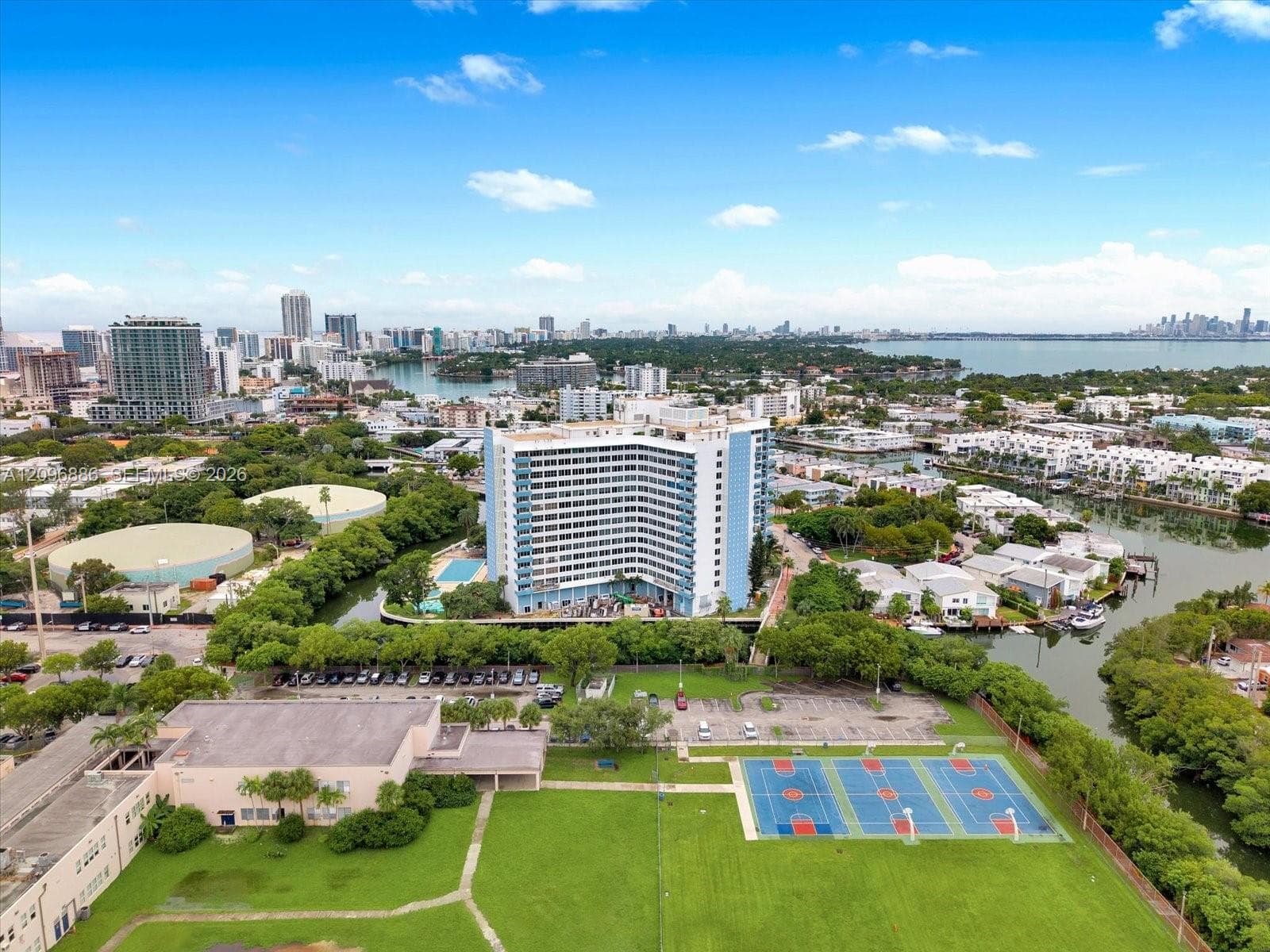 PARKVIEW POINT CONDO · #14B in Miami Beach - Photo 28