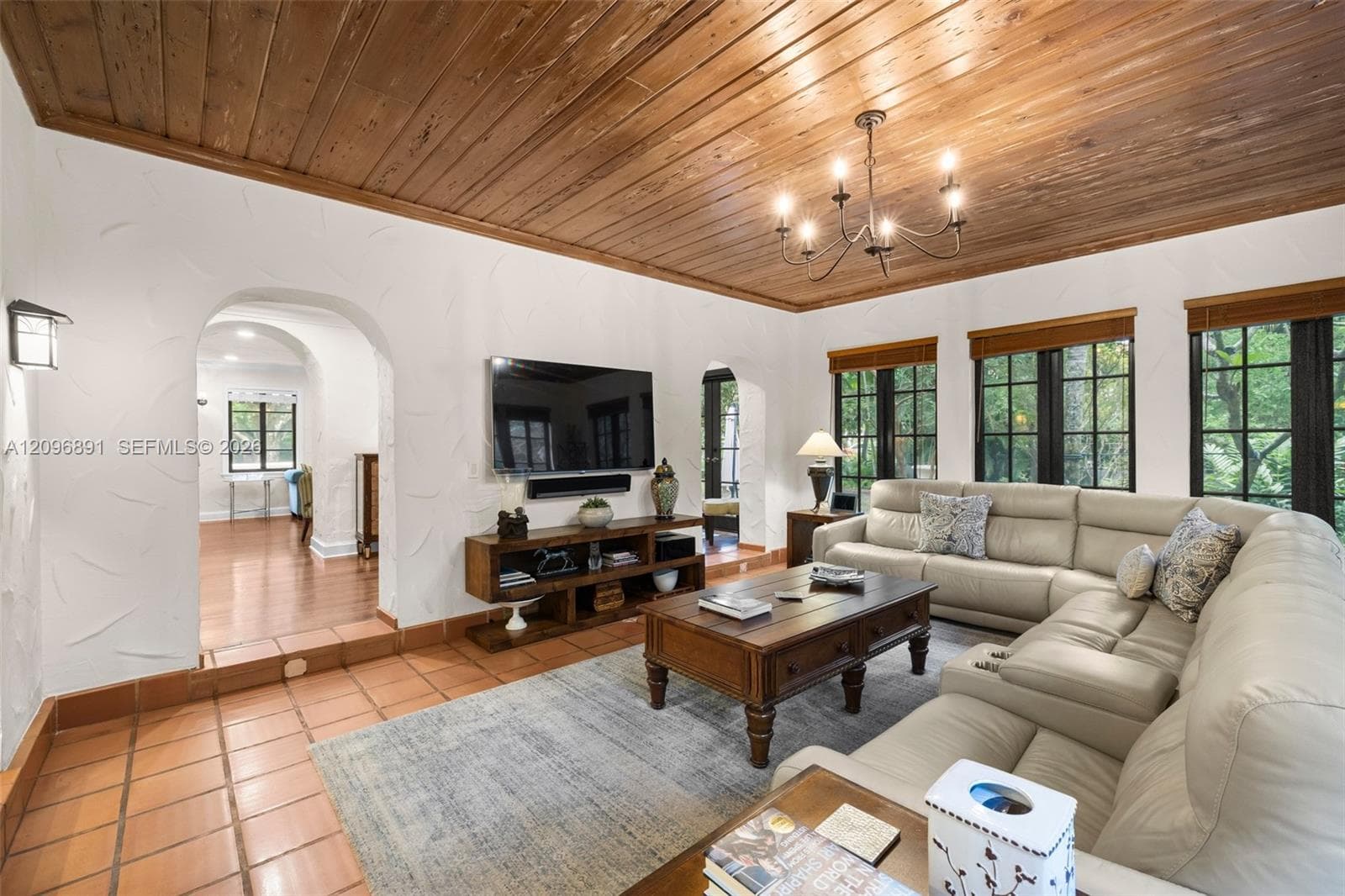 1140 Asturia Ave photo 37