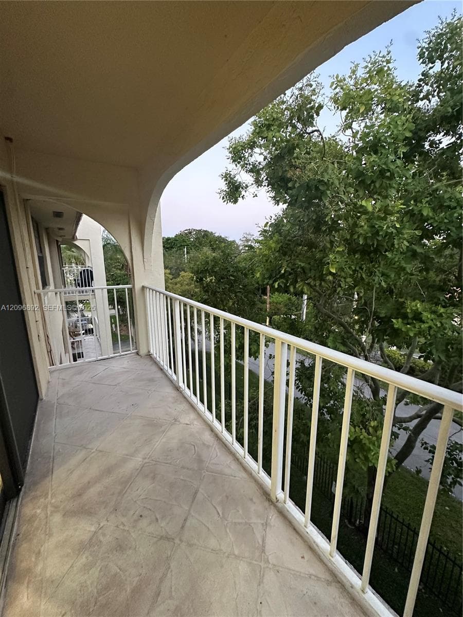 WISPERWOOD VILLAGE CONDO · #A409 in Miami - Photo 7