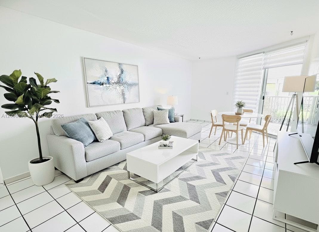 CASA DEL SOL CONDO · #535 in Hialeah - Photo 1