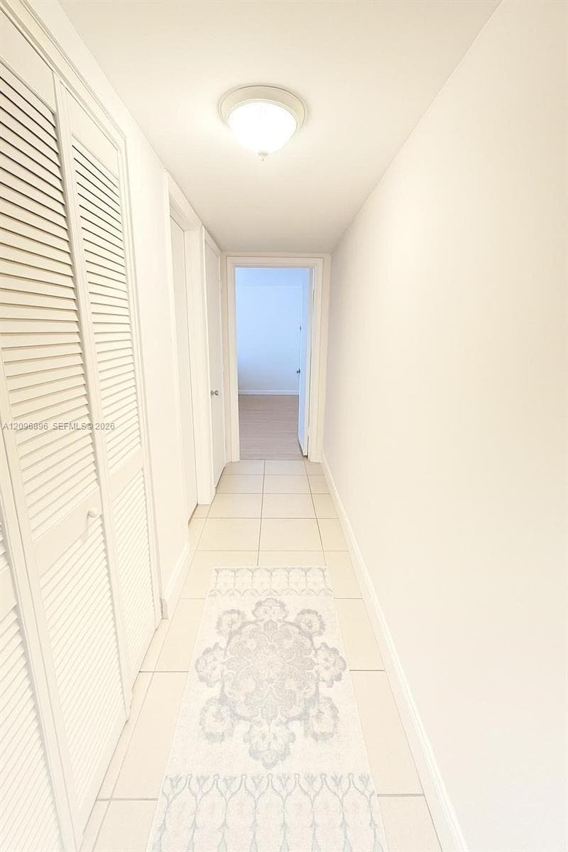 THE MEADOWS LAKE NORTH CO · #221B in Miami - Photo 14