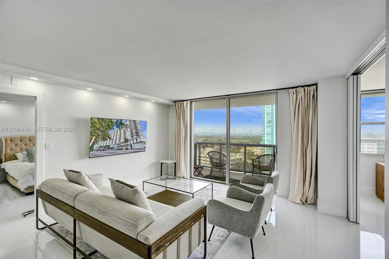 Maison Grande · #1736 in Miami Beach - Photo 16