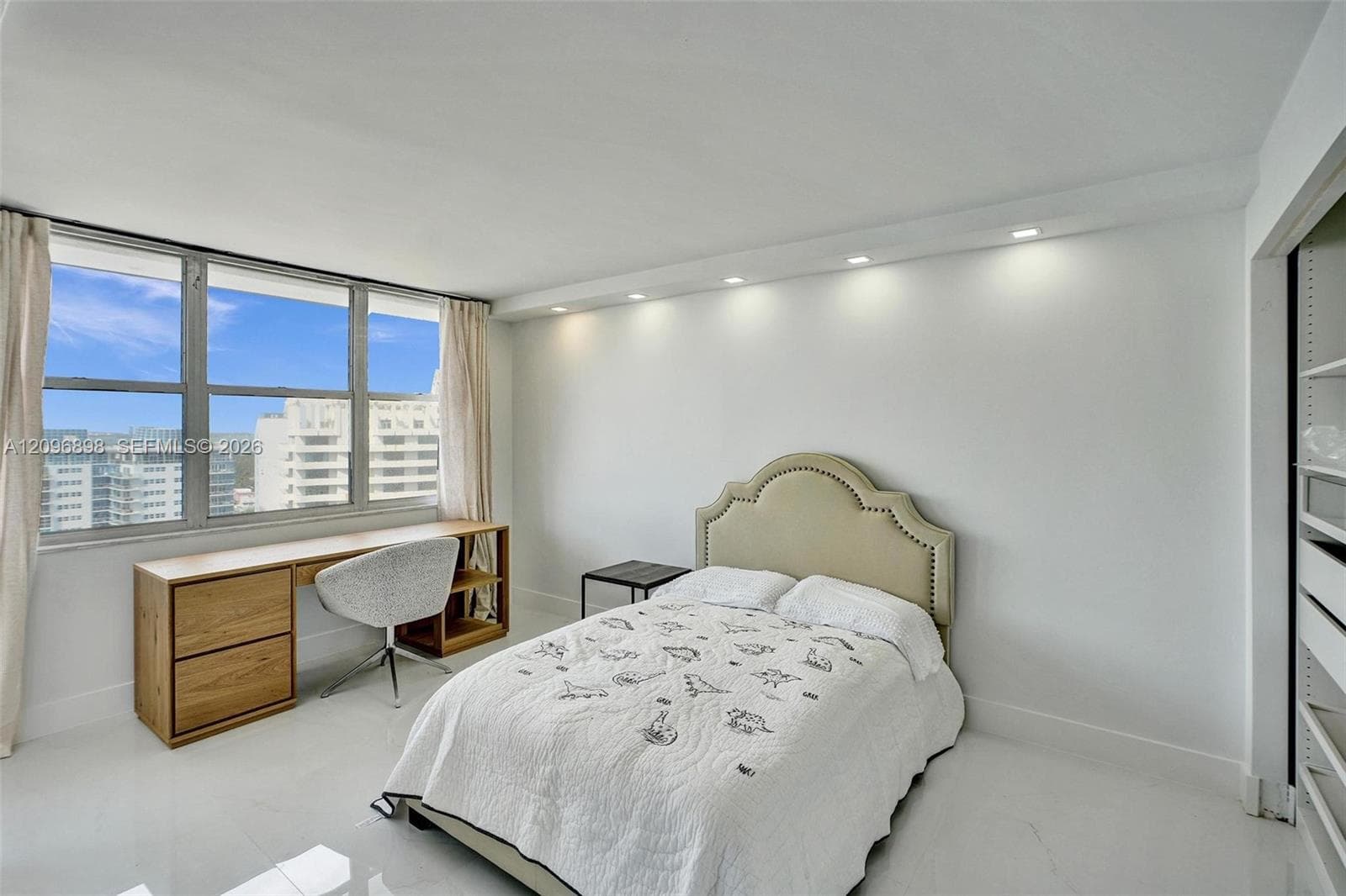 Maison Grande · #1736 in Miami Beach - Photo 32