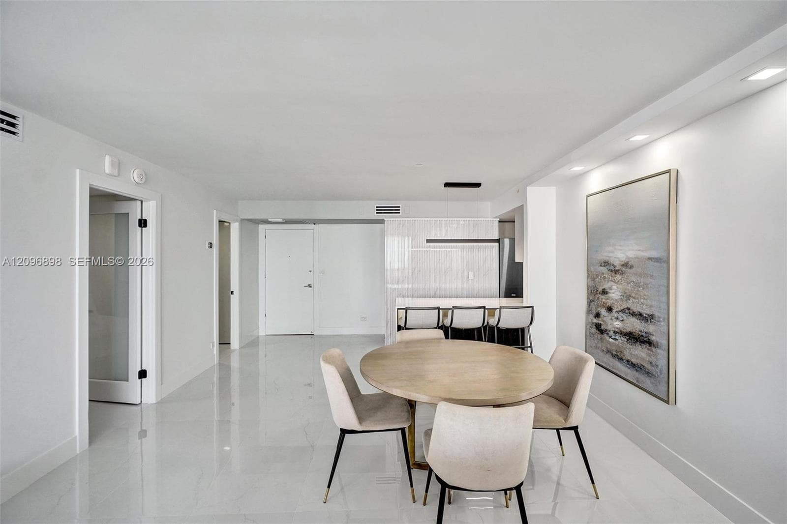 Maison Grande · #1736 in Miami Beach - Photo 11