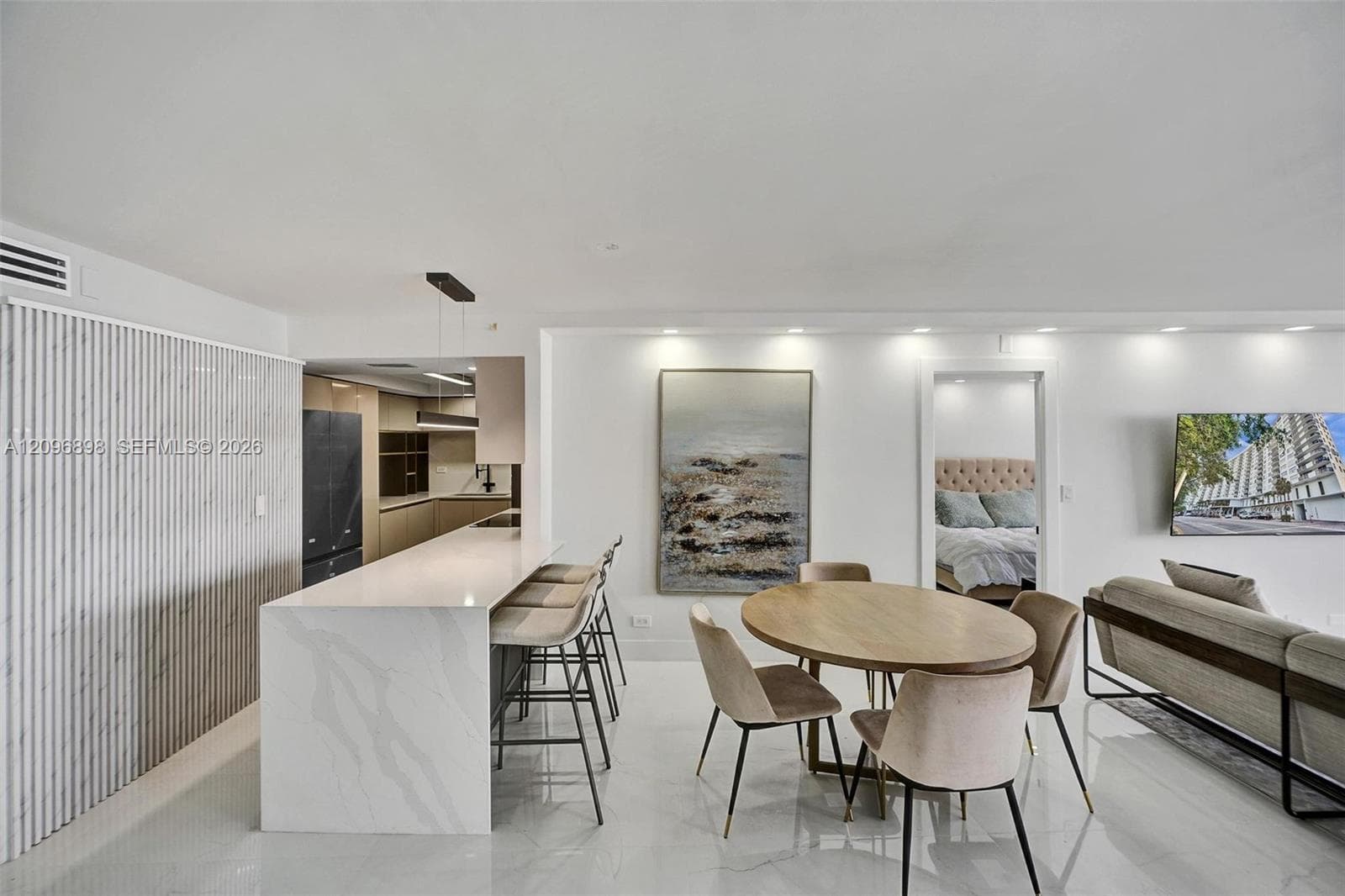 Maison Grande · #1736 in Miami Beach - Photo 8