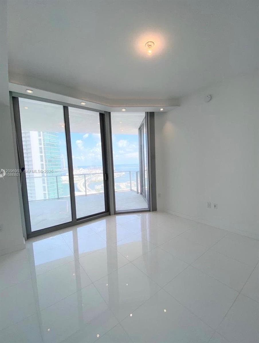 Paramount Miami Worldcenter · #3609 in Miami - Photo 6