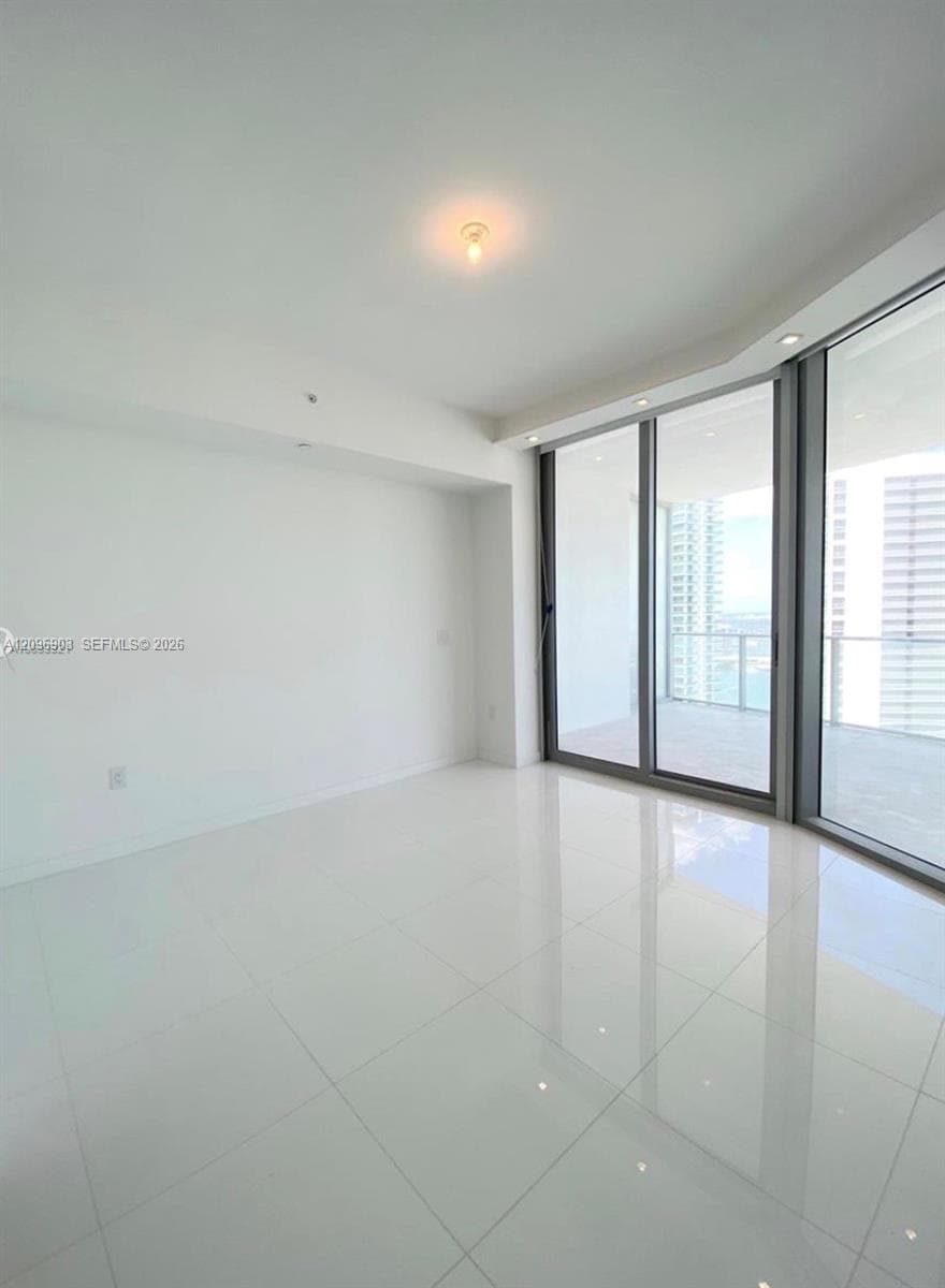 Paramount Miami Worldcenter · #3609 in Miami - Photo 7
