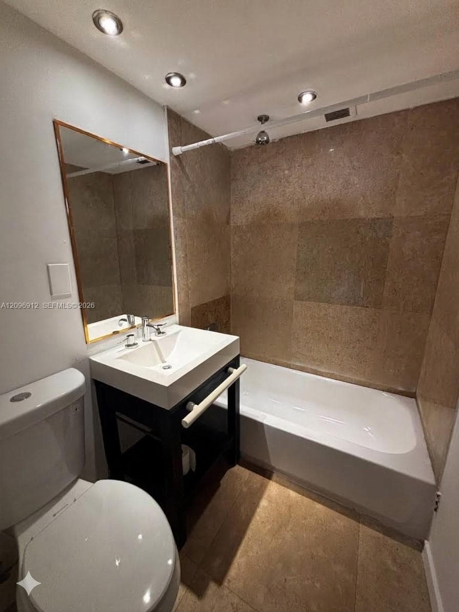CARIBBEAN TOWERS CONDO · #8F in North Bay Village - Photo 6