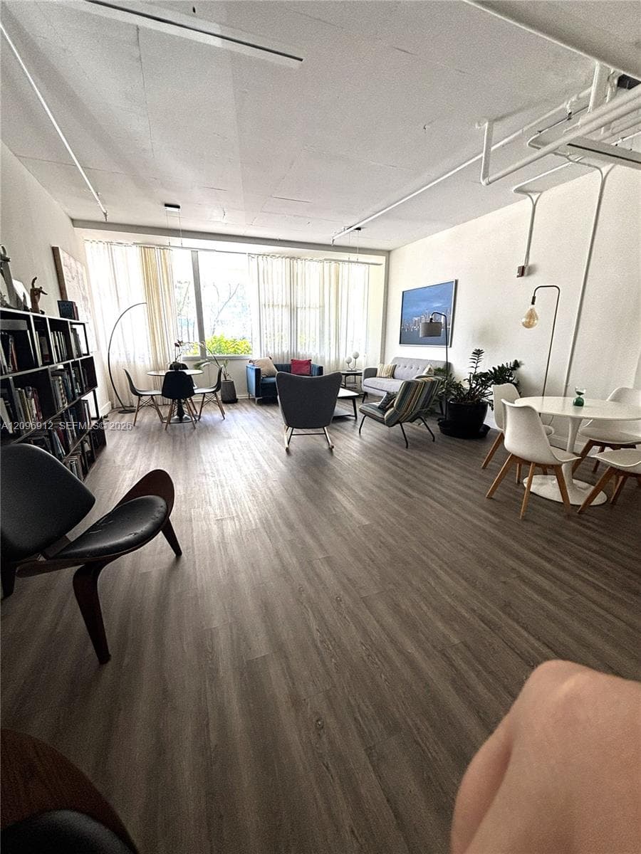 Co-Working Space