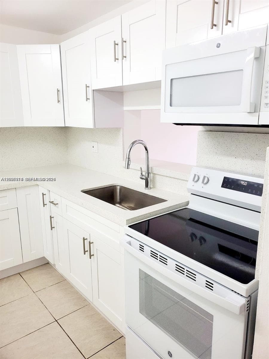 EL CID CONDO · #101 in Miami - Photo 4