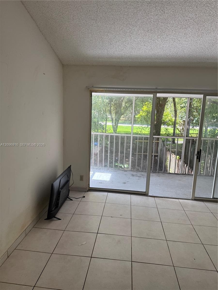 PARC VISTA · #9510 in Miami - Photo 4