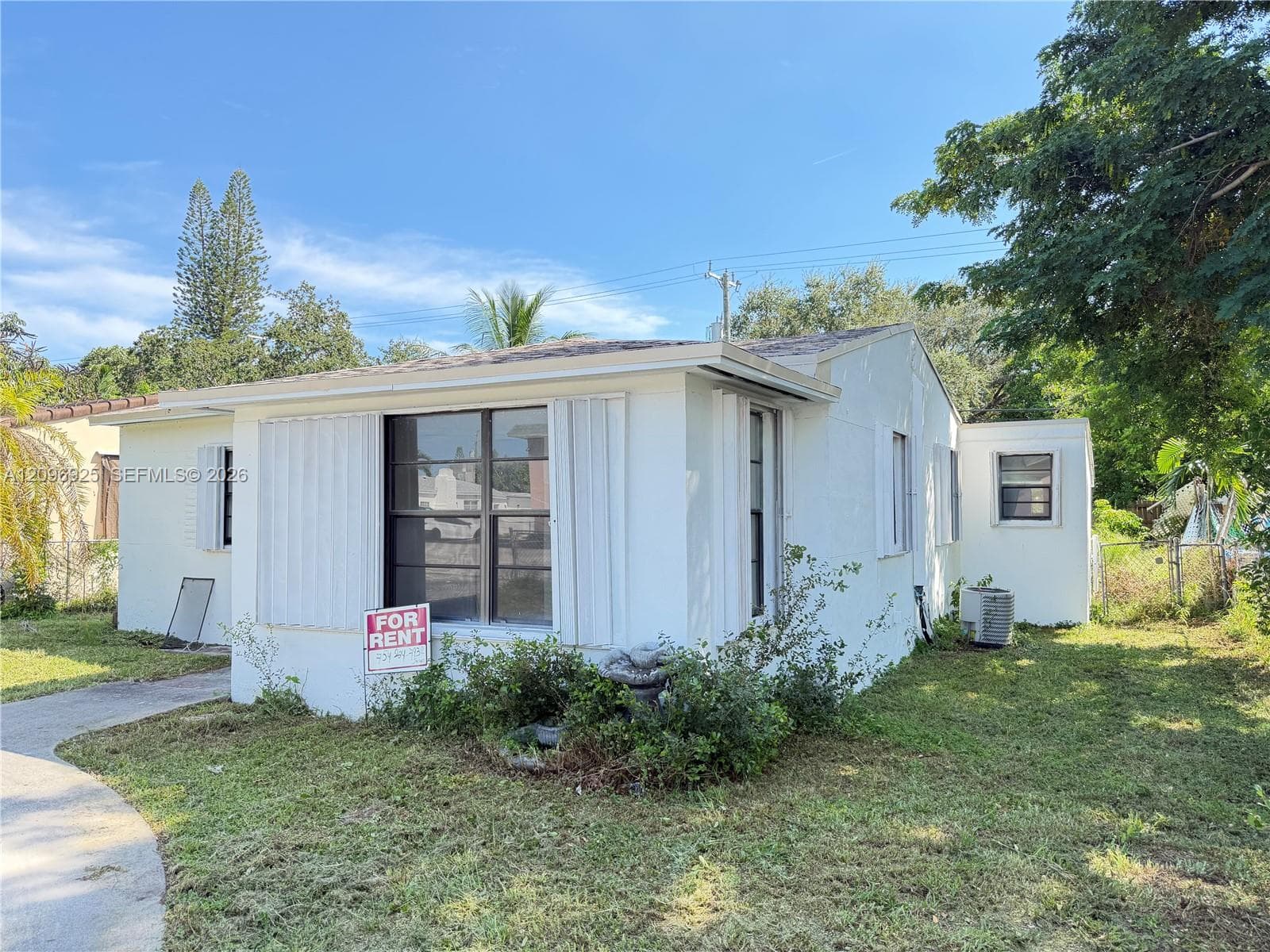 2542 Taft St photo 25