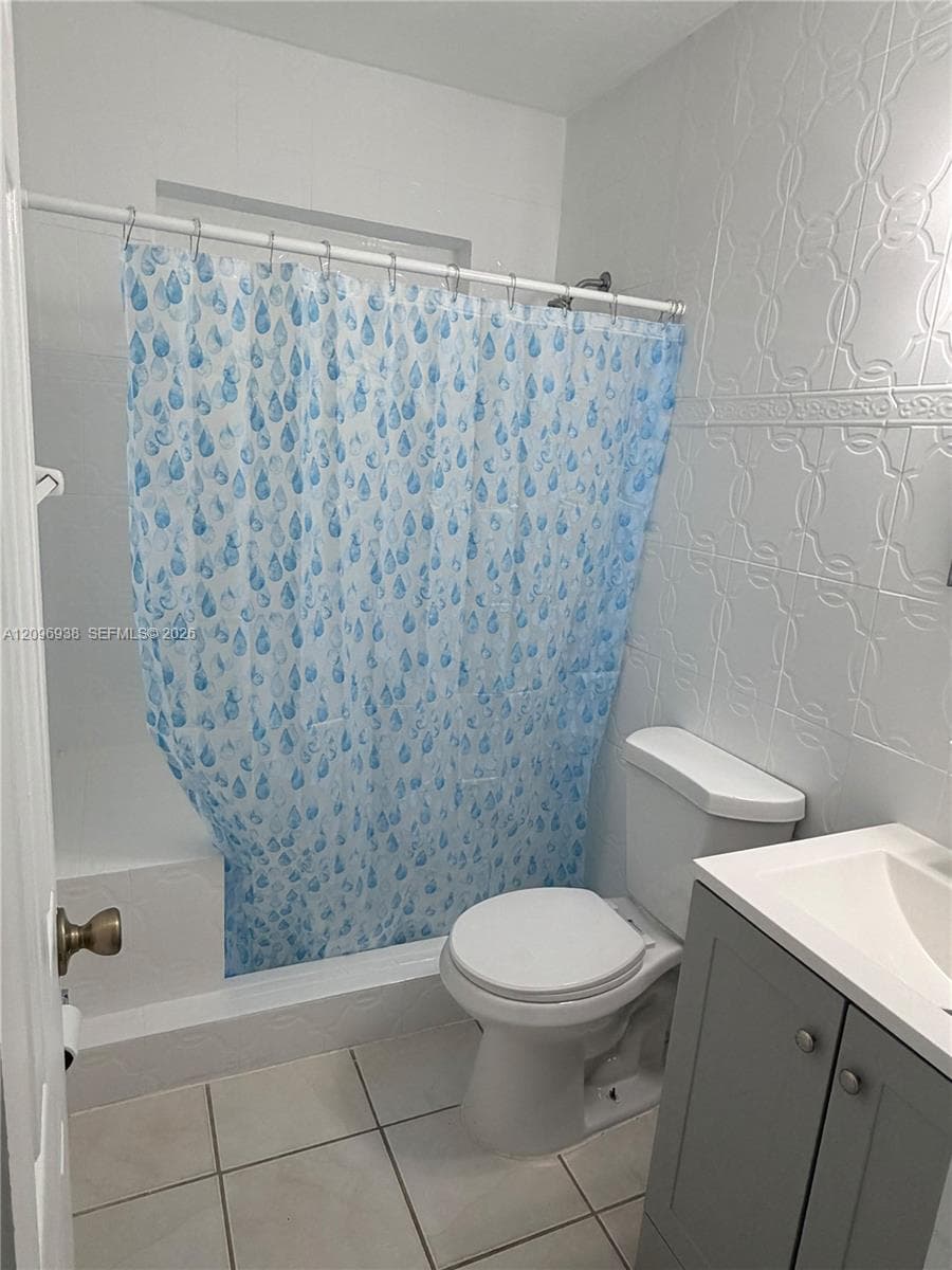 3240 NW 210th Ter #0 photo 8