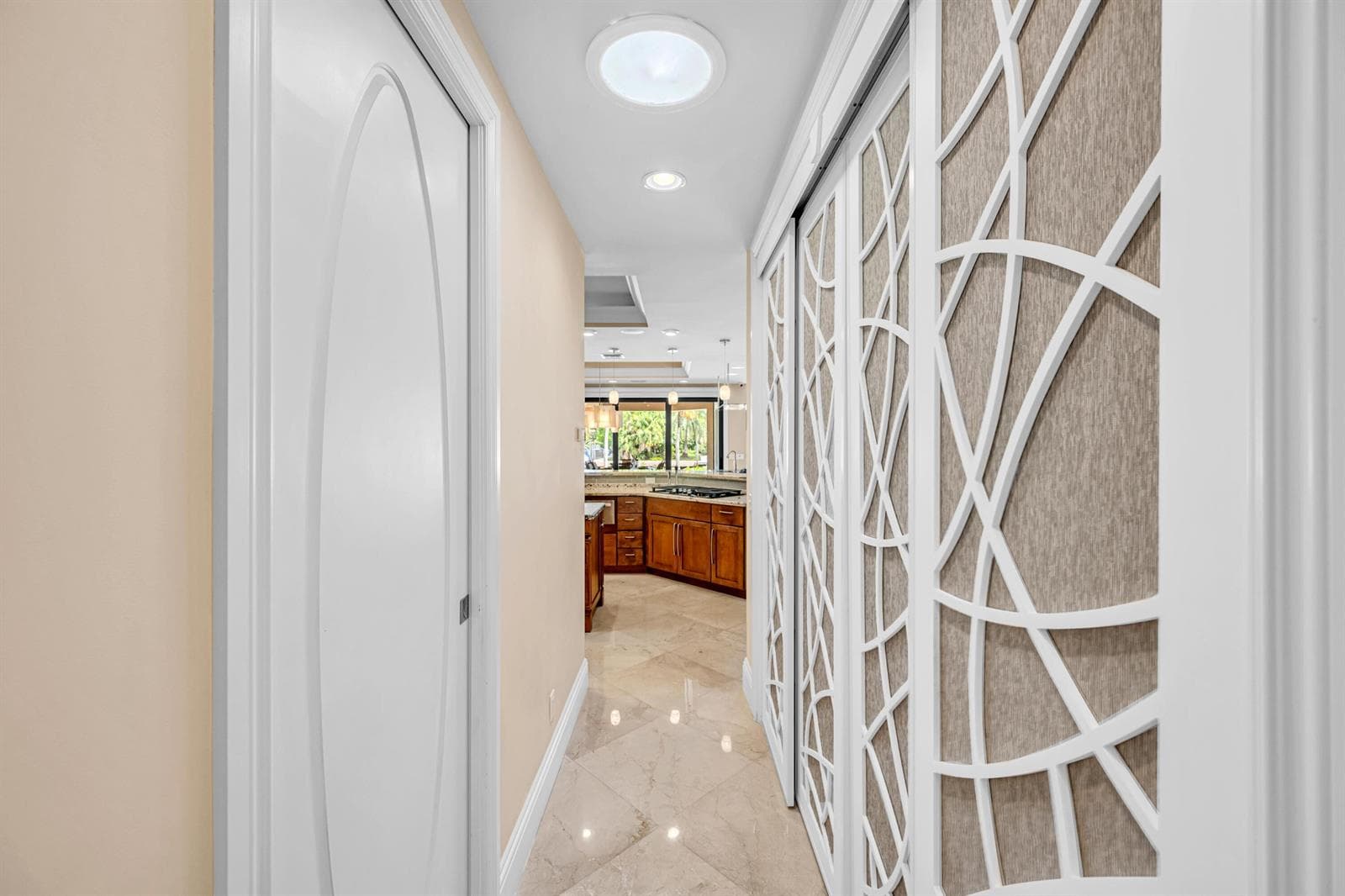 1900 MARIETTA DR-64