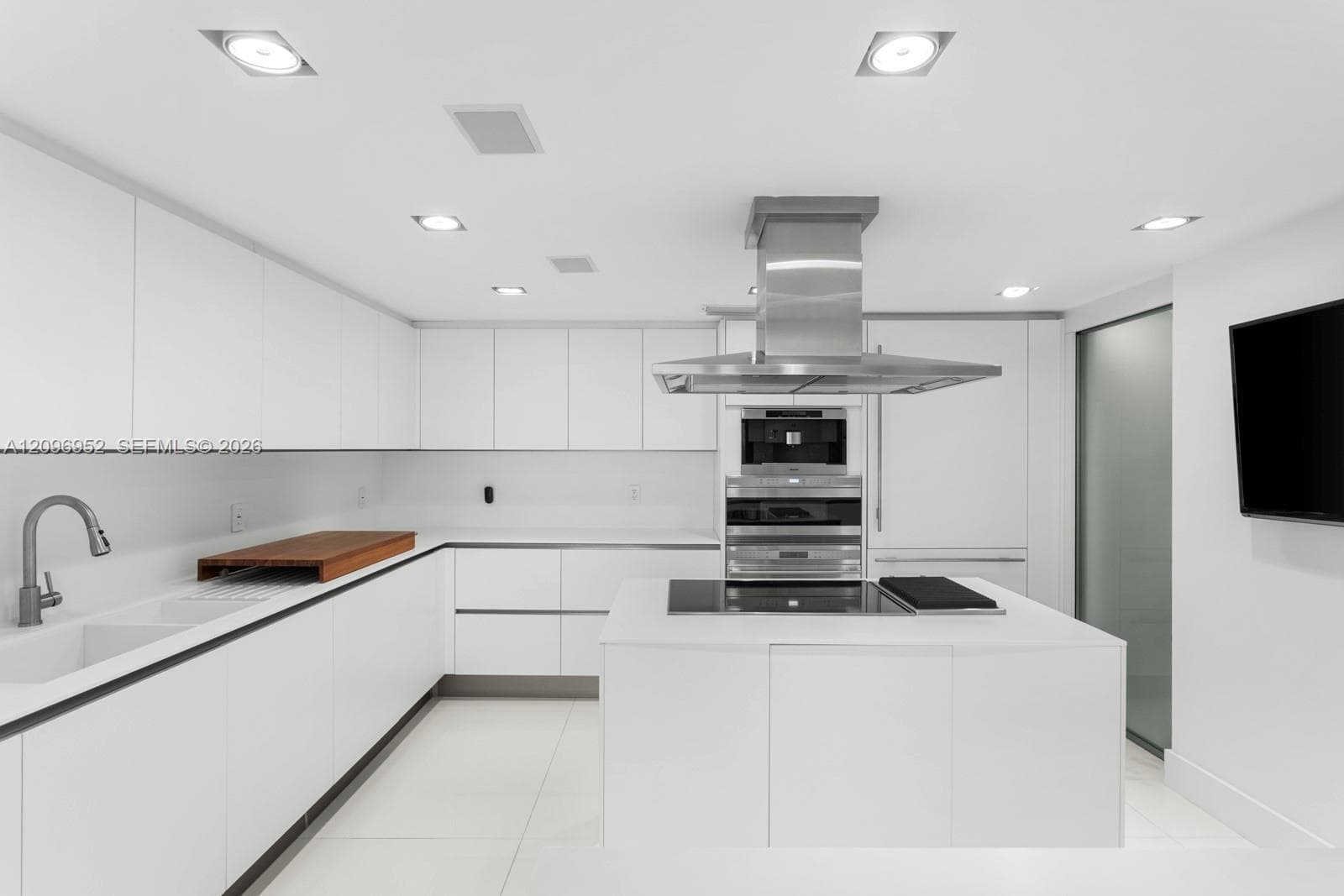 Bal Harbour 101 · #1210 in Bal Harbour - Photo 13