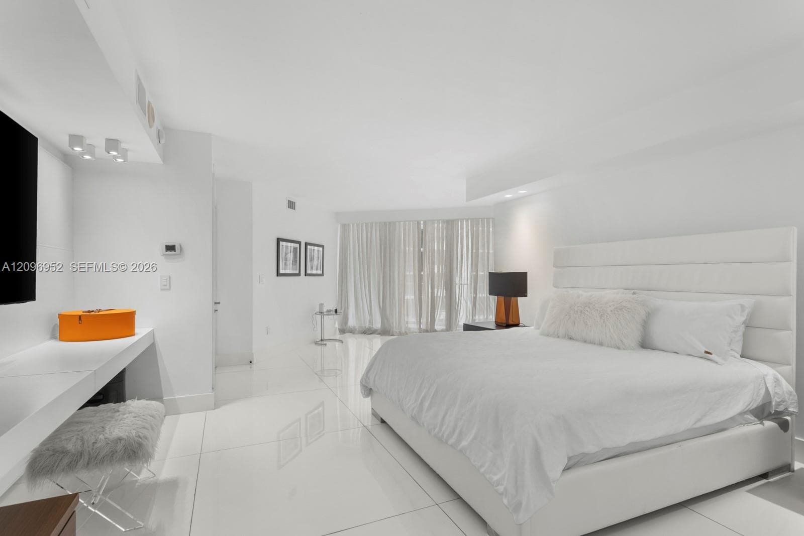 Bal Harbour 101 · #1210 in Bal Harbour - Photo 28
