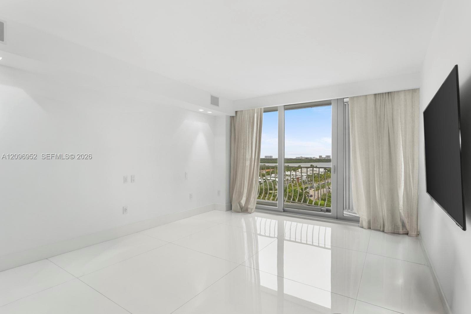 Bal Harbour 101 · #1210 in Bal Harbour - Photo 20