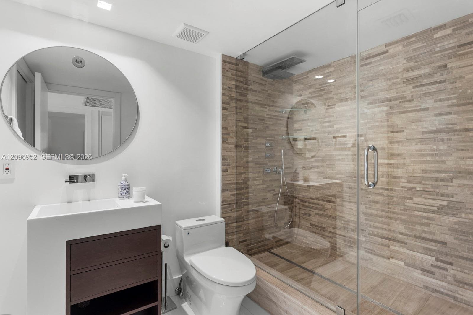 Bal Harbour 101 · #1210 in Bal Harbour - Photo 21