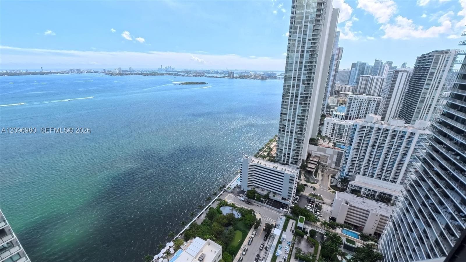 Paraiso Bay · #3707 in Miami - Photo 15