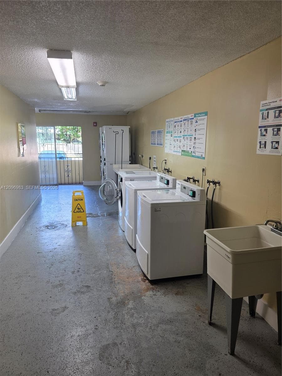 Capri Gardens condominium · #A112 in North Miami - Photo 9