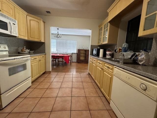 1800 SW 83rd Ave photo 12