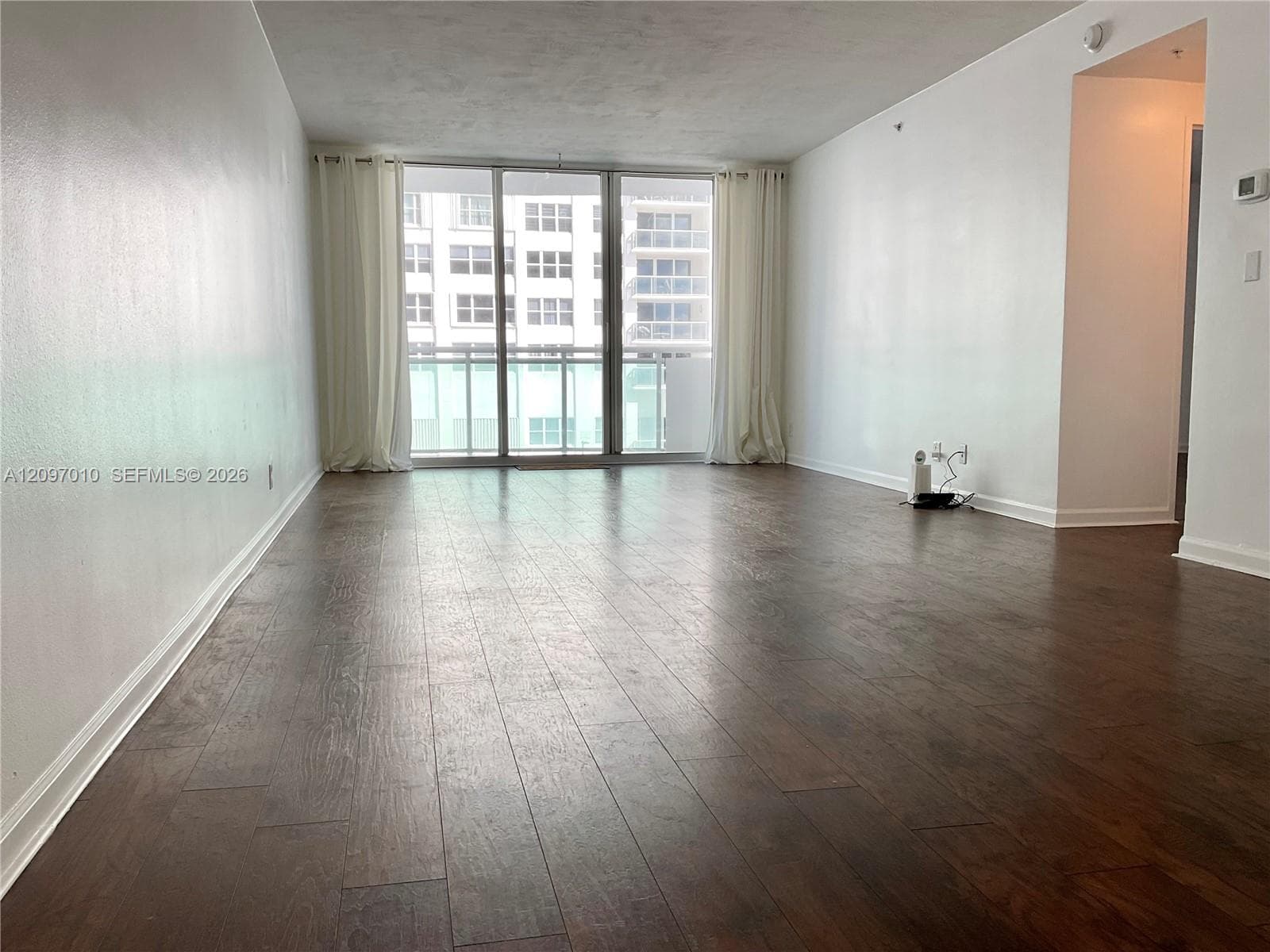 RESIDENCES ON HOLLYWOOD B · #307 in Hollywood - Photo 3