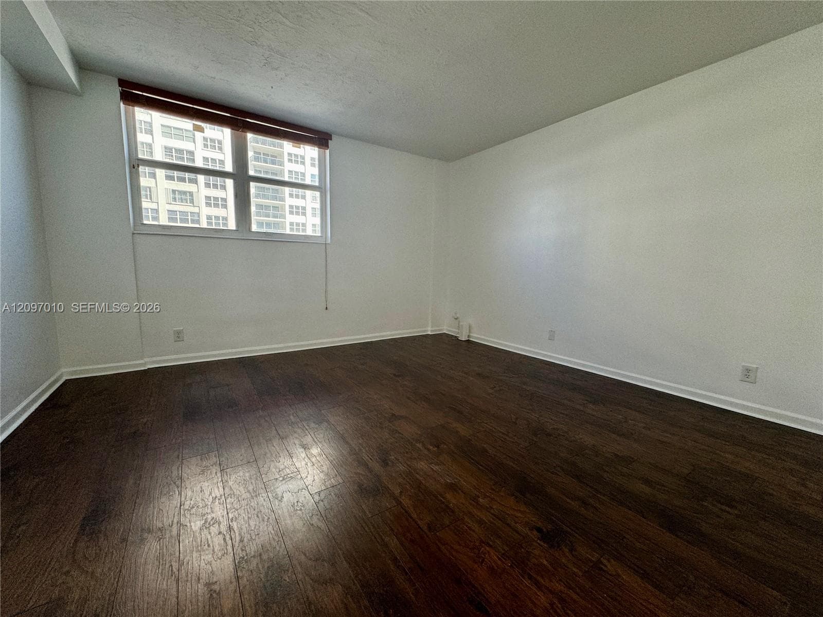 RESIDENCES ON HOLLYWOOD B · #307 in Hollywood - Photo 11