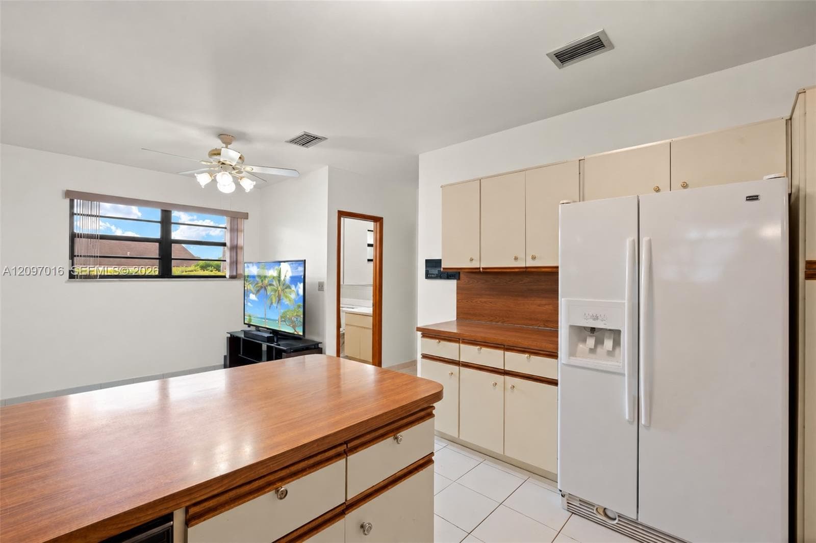 10980 SW 38th St photo 14