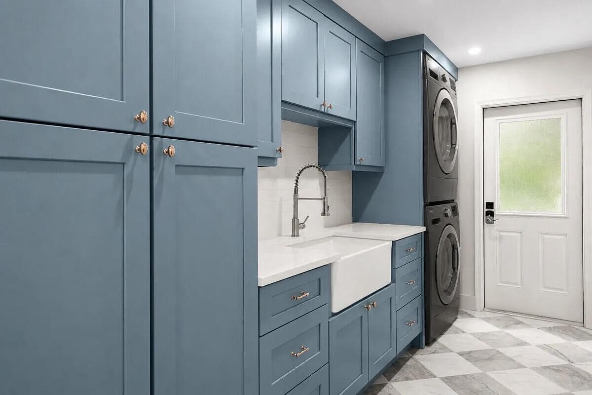 7661 Bold Lad Laundry Room copy
