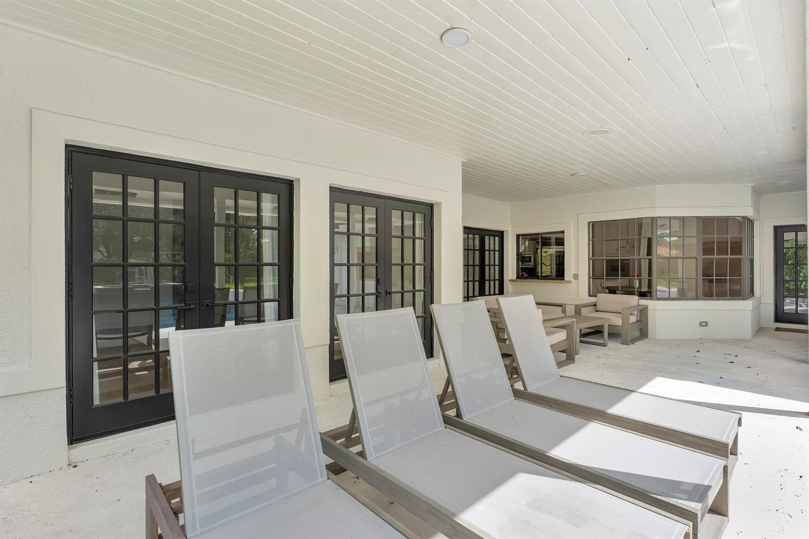 _MLP8196