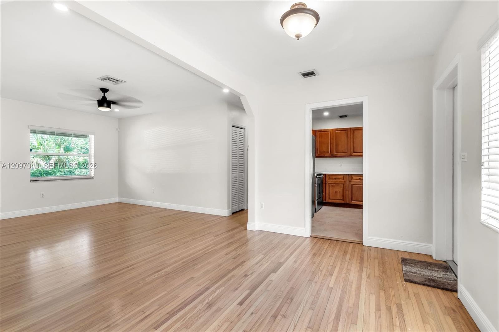 4390 SW 10th St #4390 photo 9