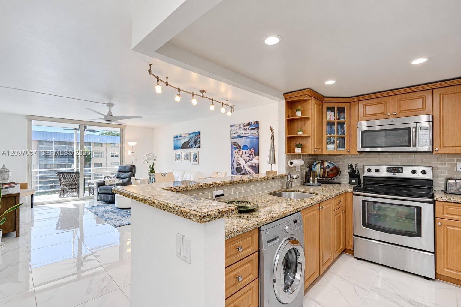 EDEN ISLES CONDO NO 5 · #303 in North Miami Beach - Photo 4
