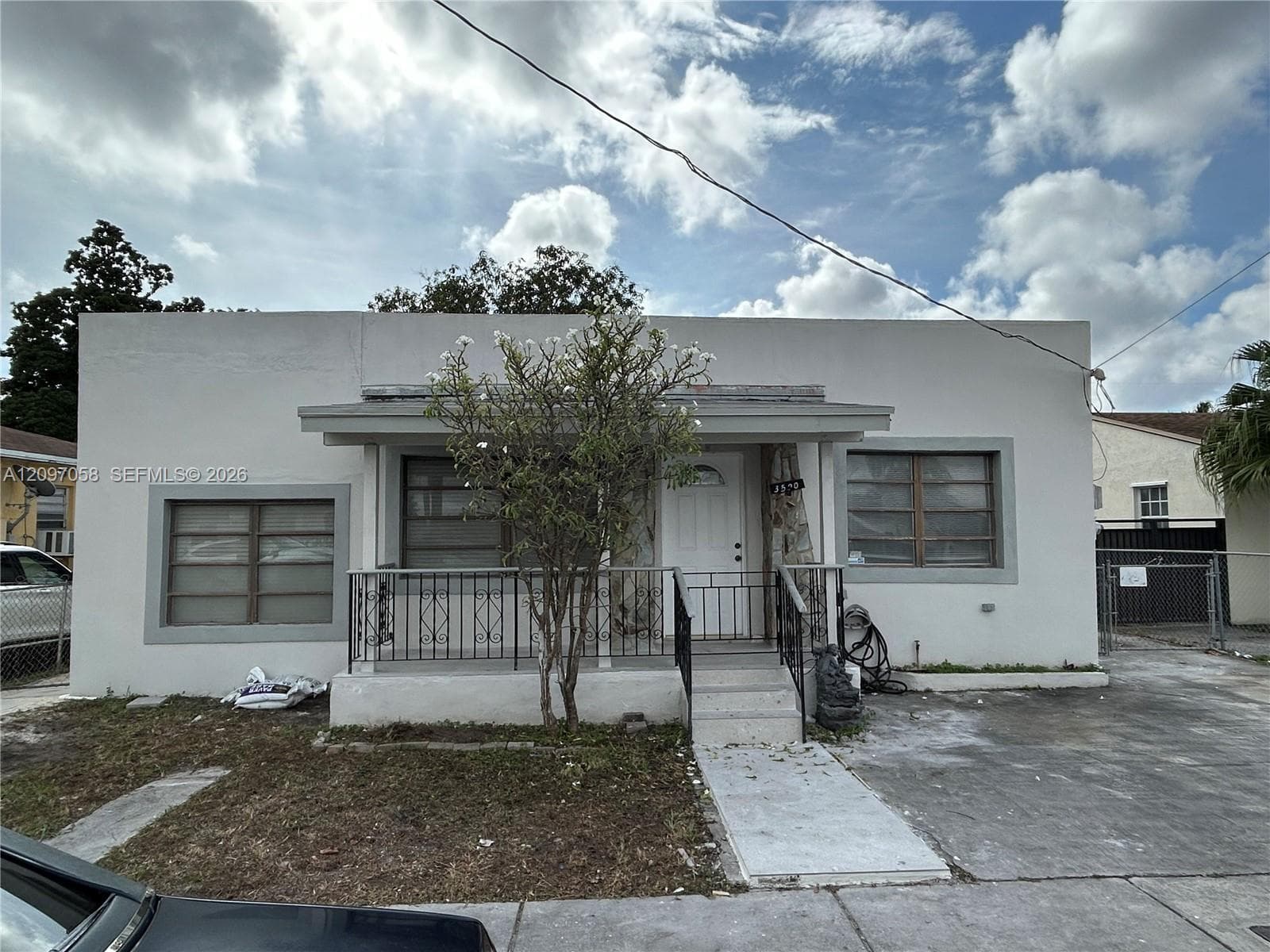 3500 NW 16th St photo 1