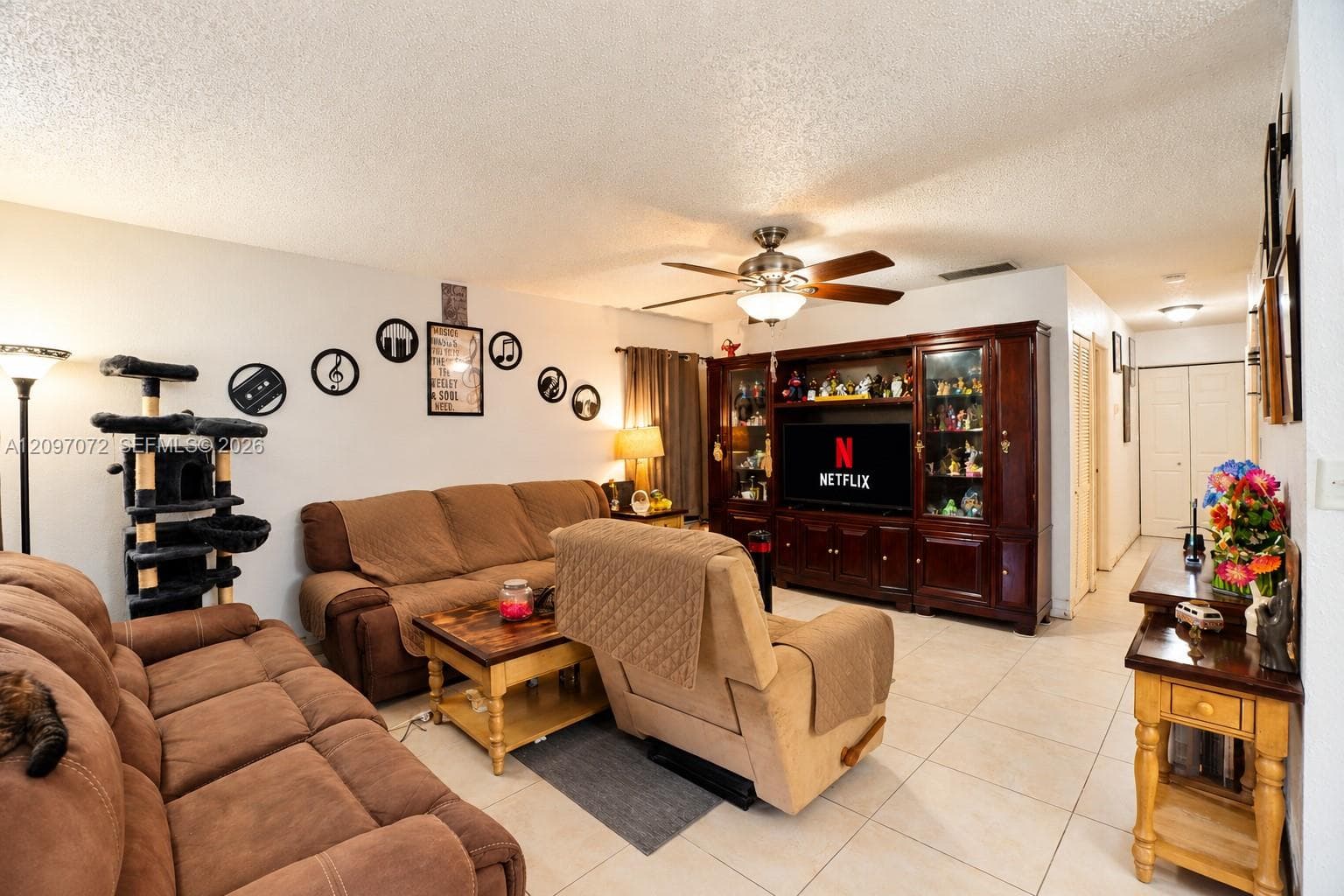 4601 SW 137th Ct photo 2