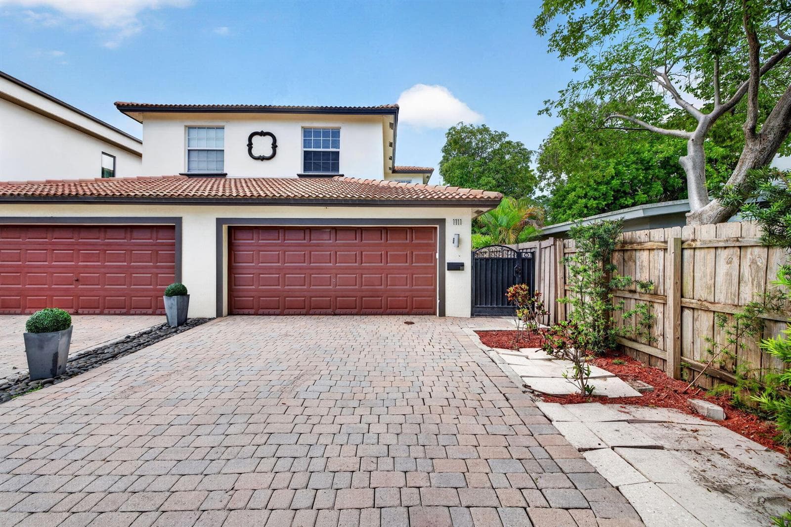 4-web-or-mls-a699A9748