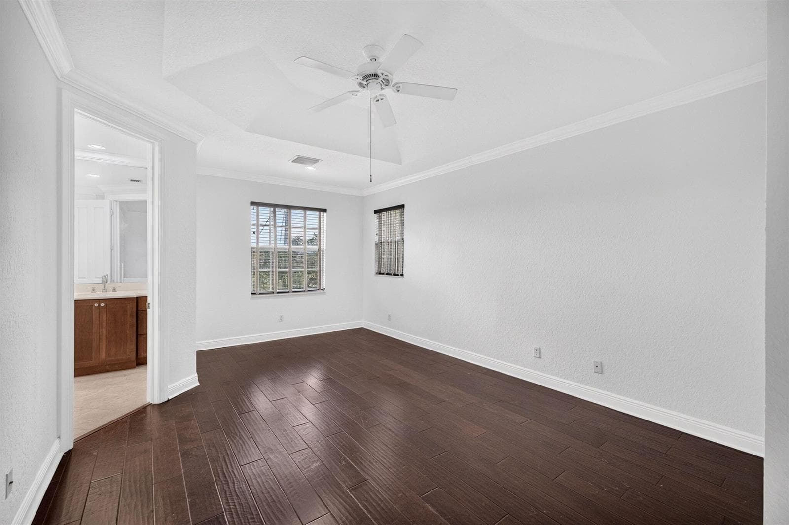 40-web-or-mls-a699A9428