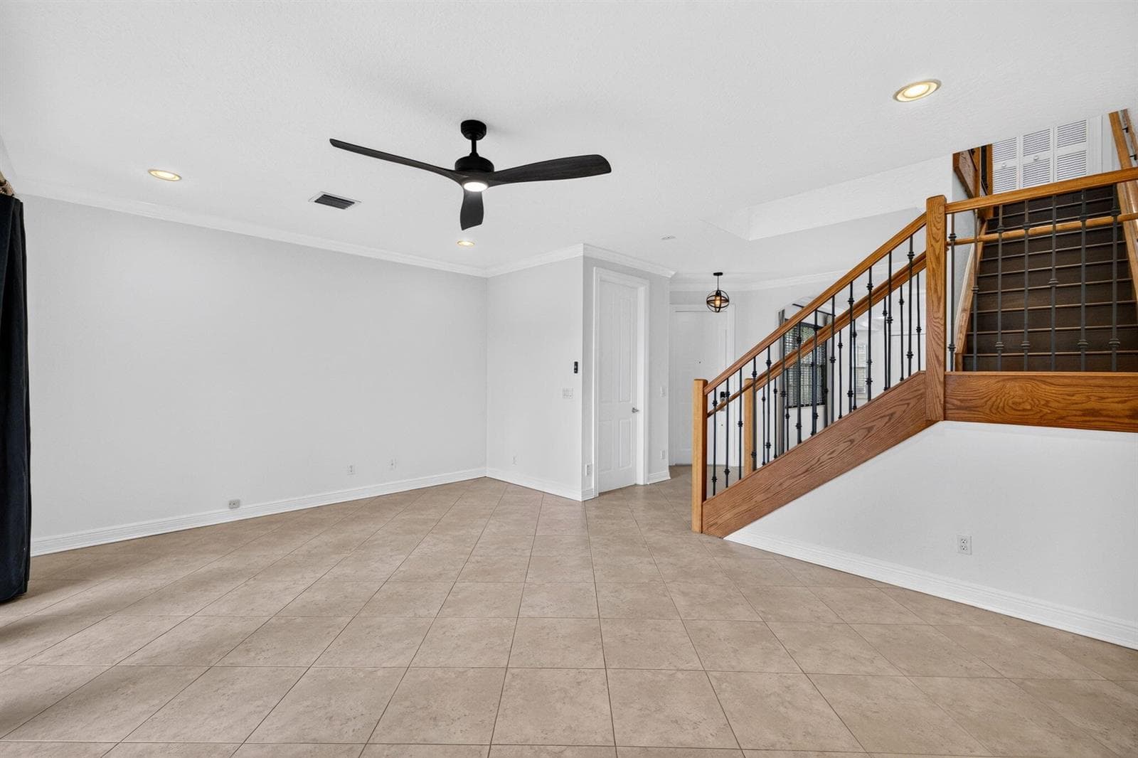 17-web-or-mls-a699A9293