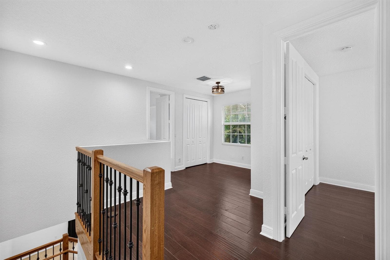 37-web-or-mls-a699A9413